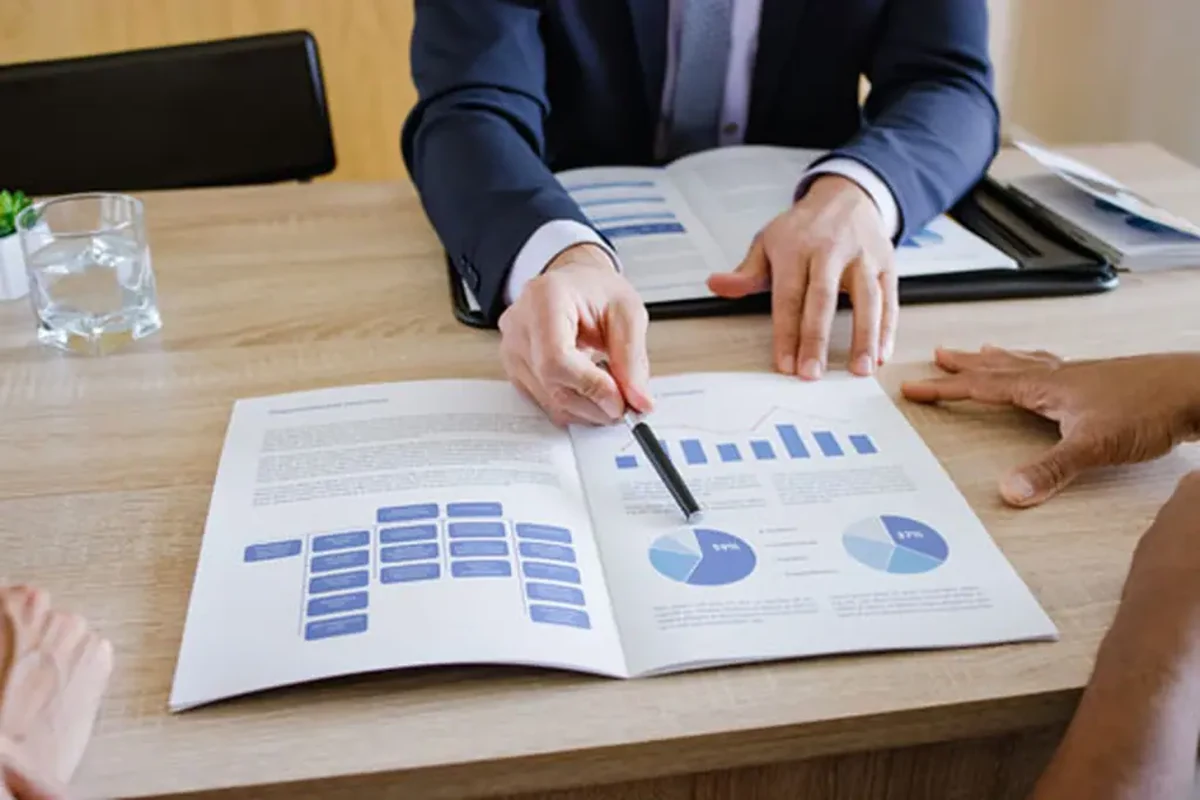 Four Major Reasons to Hire a Corporate Accounting Consultant